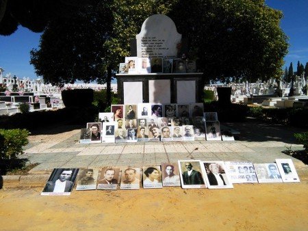 cementerio_de_sevilla__la_fosa