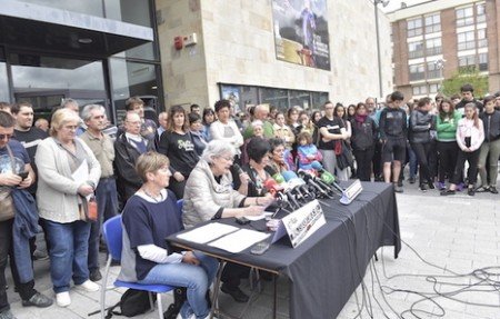 2018-06-05, Altsasu. Altsasu gurasoen prentsaurrekoa eta manifestazioa atxiloketen kontra. 05-06-2018, Altsasu. Rueda de prensa de Altsasu Gurasoak contra las detenciones y posterior manifestaci√≥n.