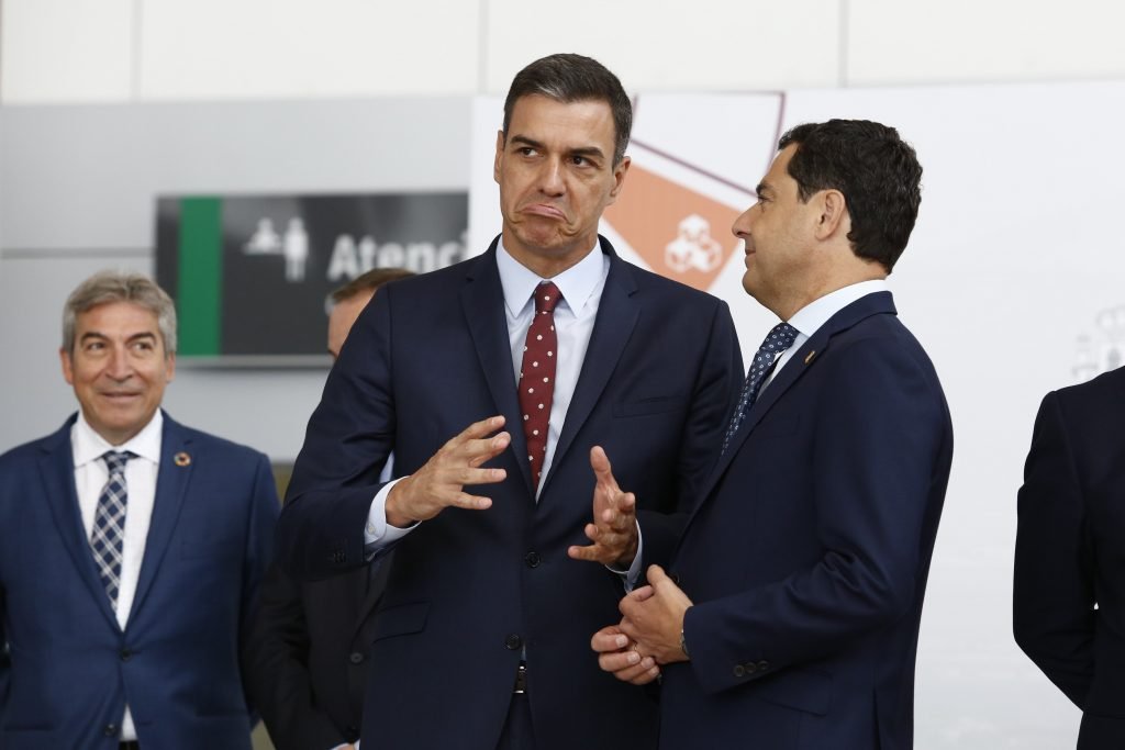 El Gobierno central retirará su recurso ante el Tribunal Constitucional con el Decreto Ley 2/2020, de 9 de marzo, de "mejora y simplificación de la regulación para el fomento de la actividad productiva de Andalucía" aprobado por la administración andaluza(PP-C's-Vox). 