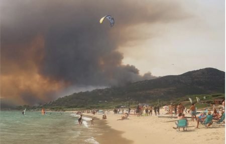 Moreno Bonilla (PP) rechaza convocar un Pleno en el Parlamento sobre los incendios forestales y la Mezquita de Córdoba