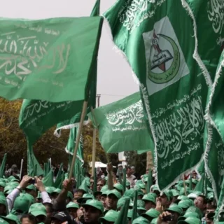 Hamas califica amenaza de ocupar Gaza como golpe a la paz